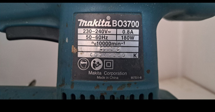سنباده لرزان مستطیل MAKITABO 3700 استوک وارداتی